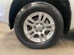 2010 TOYOTA LANDCRUISER 4D WAGON PRADO KAKADU (4x4) KDJ150R